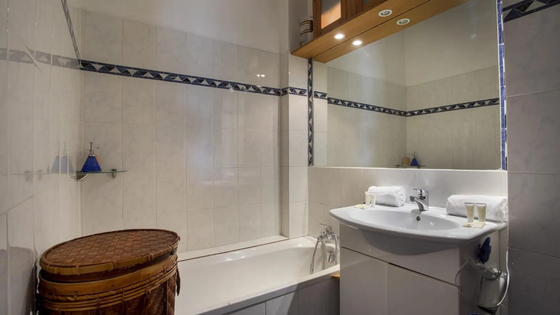 ניס Air-Conditioned Apartment In The Imperial Park