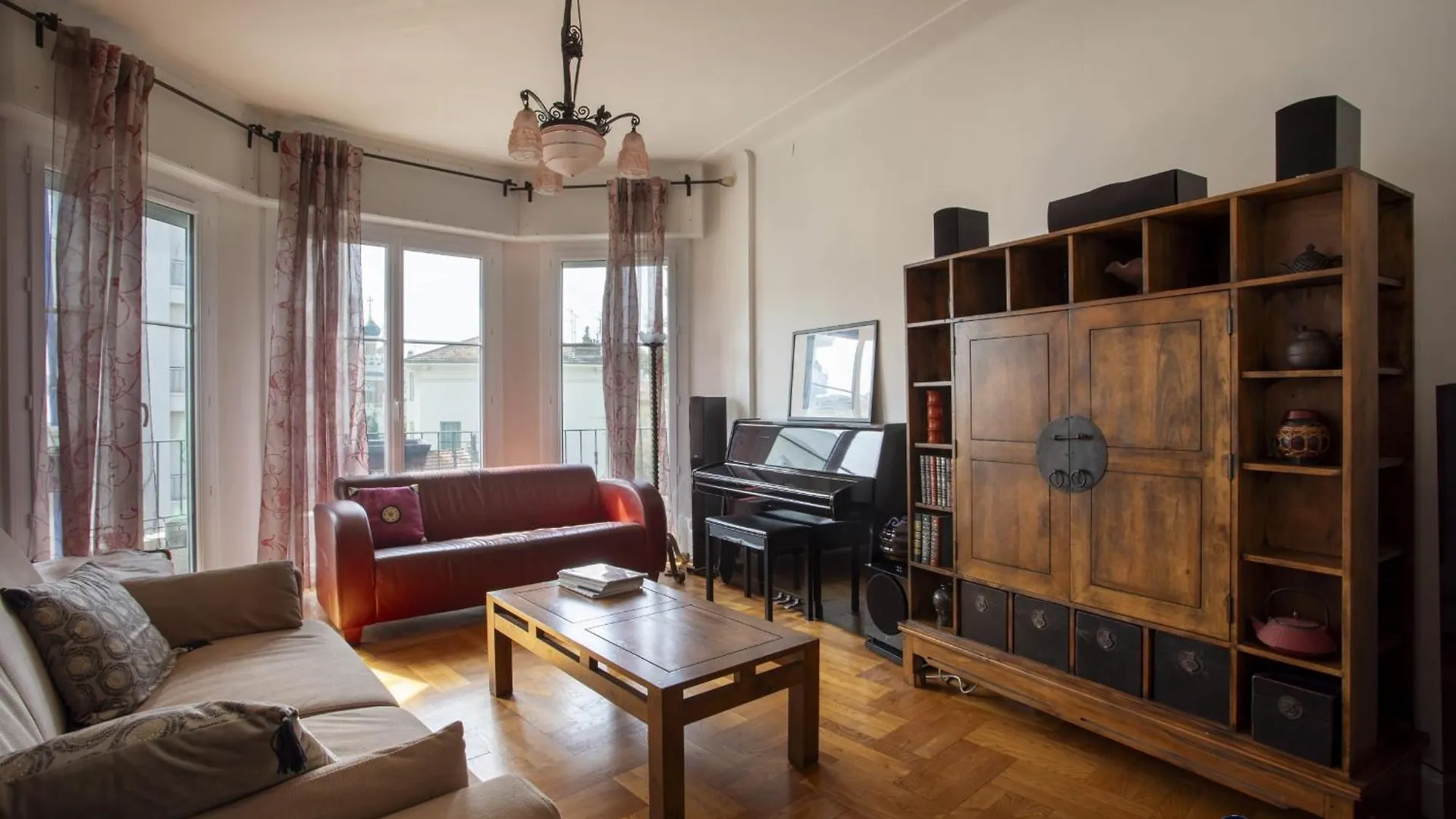 Air-Conditioned Apartment In The Imperial Park Nice